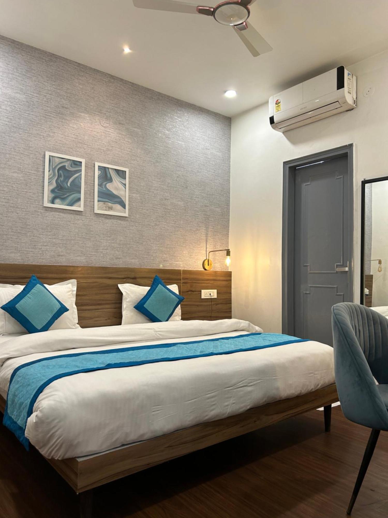Gallivanto Inn - Rohini Delhi  Exteriör bild