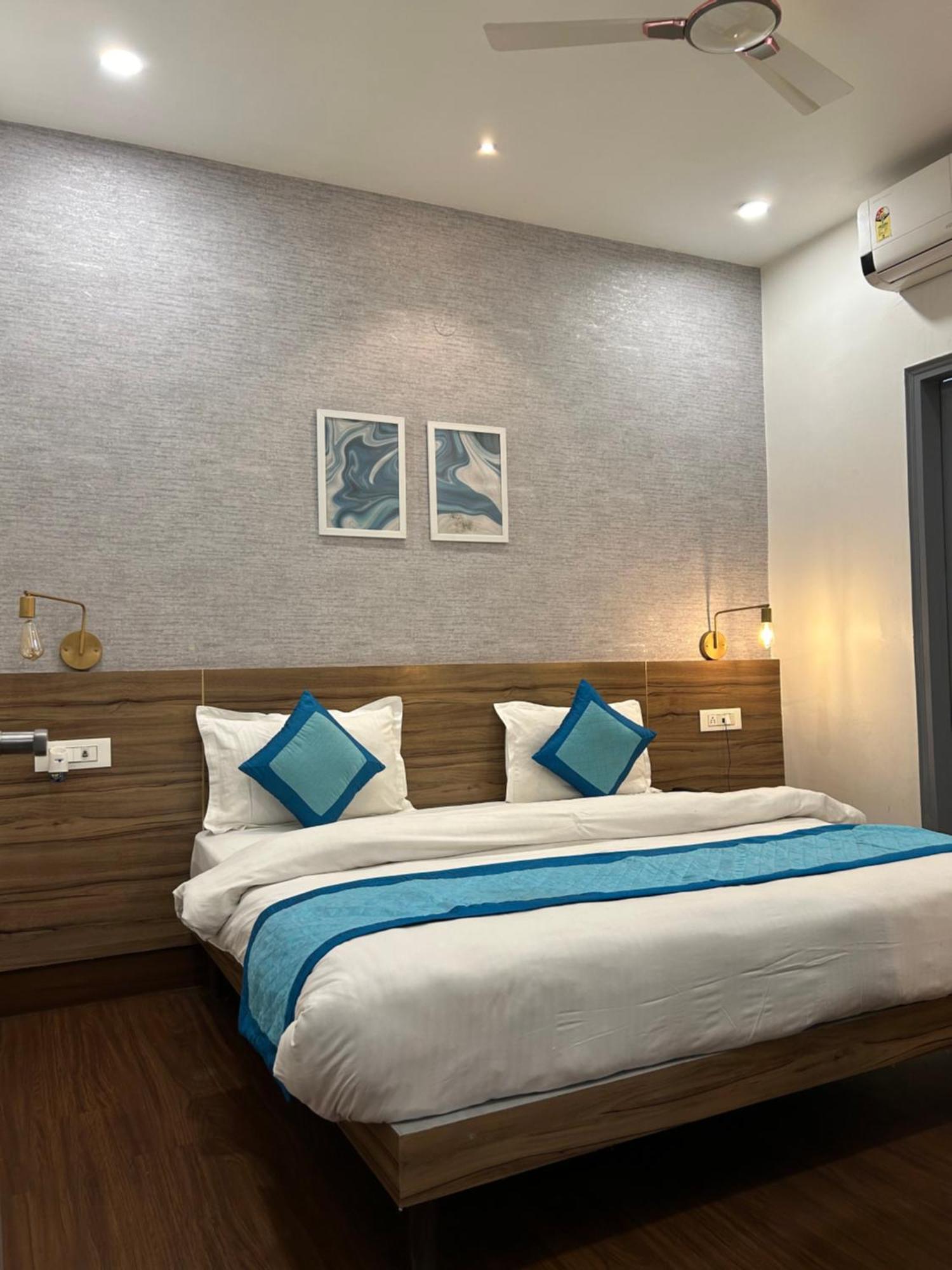 Gallivanto Inn - Rohini Delhi  Exteriör bild